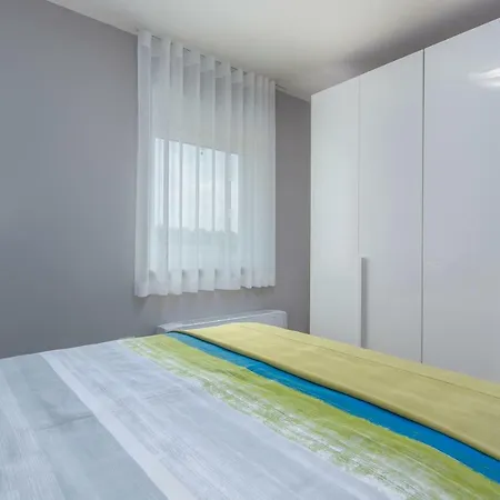 Lunne Appartamento Novigrad Istria